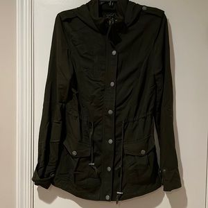 Zip up or button up jacket